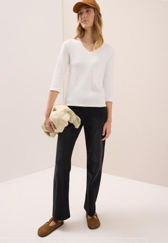 Basic V-Neck Shirt