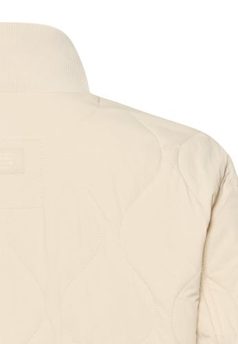 Steppjacke mit Taschen