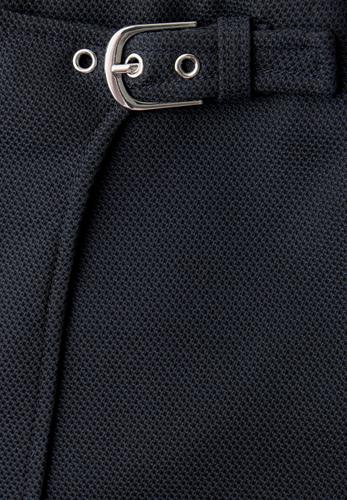Knielanger Skort mit Schnalle