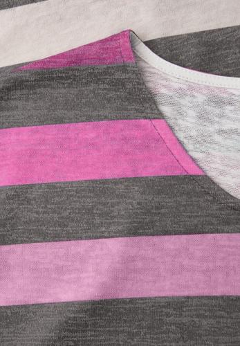 T-Shirt mit gerundetem V-Neck und Streifen