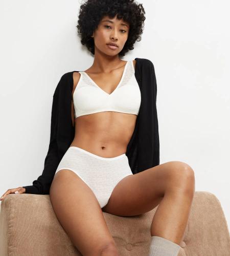 Triumph Signature Sheer Maxi EX 46 - Ecru White