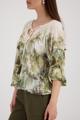 Bluse mit tropischen Print