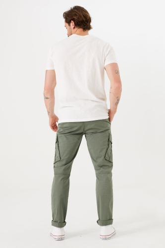 O41001 XL - White