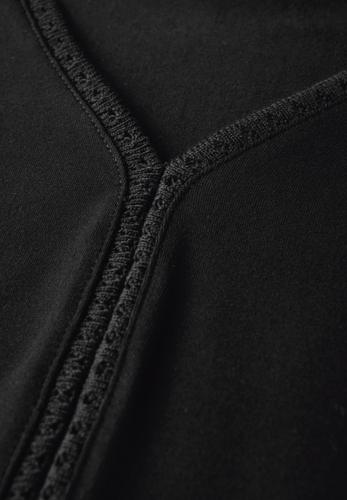 Jersey-Top mit Häkeldetails