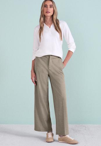Straight Leg Hose