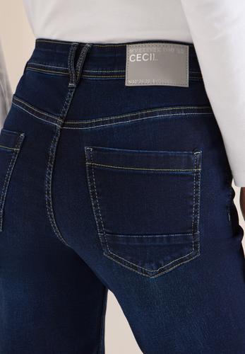 Slim Leg Jeans 28/30 - Dark Blue Wash