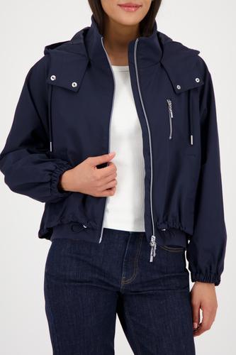 Jacke mit Kapuze