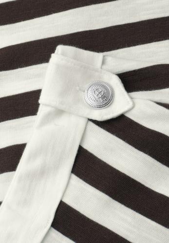 T-Shirt mit Rundhals und Knopfdetail 40 - Espresso Brown