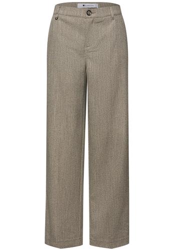 Straight Leg Hose